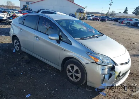 2013 Toyota Prius Three z USA, uszkodzony, nr VIN JTDKN3DU0D5634684